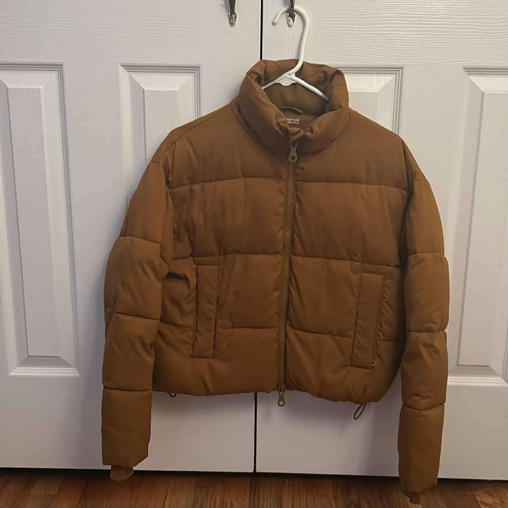 Girlfriend Collective Cropped Puffer